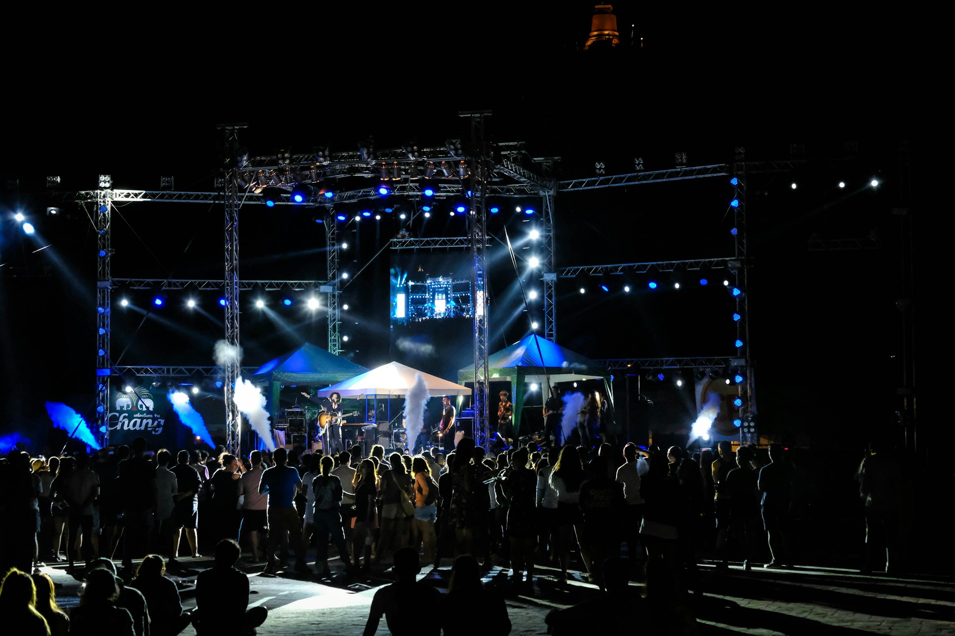 angkanang-somwang-2lWnsj8_954-unsplash